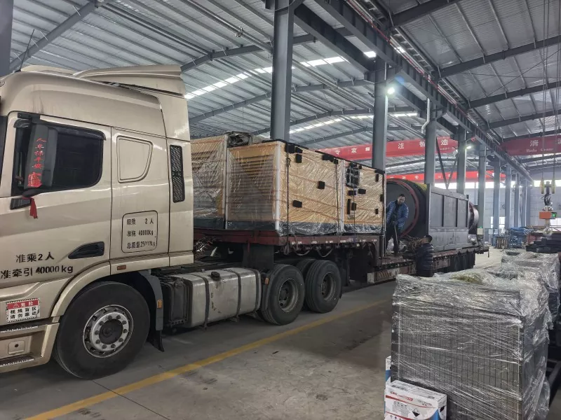 ஜின்கி மைனிங் மெஷினரி டிரம் பிரிக்கும் மற்றும் துணை உபகரணங்களை ரஷ்யாவிற்கு அனுப்புகிறது